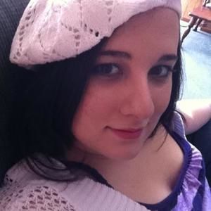 Meet your Posher, Cassie